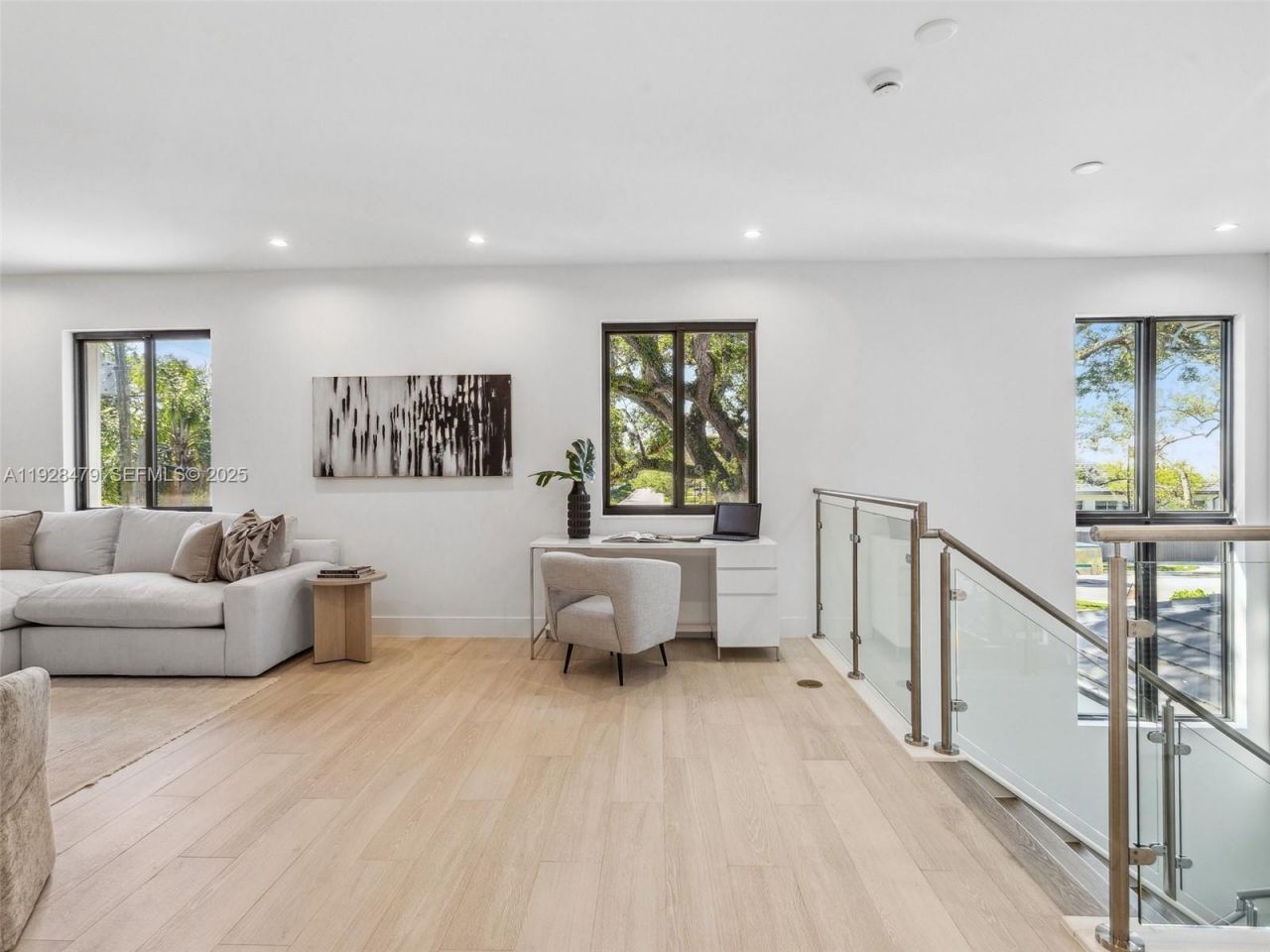 7285 SW 72nd Ter, Miami, FL 33143 Photo