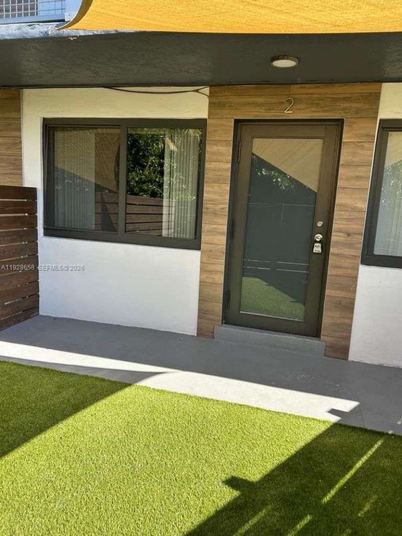 335 SW 20th St, Unit 2, Fort Lauderdale, FL 33315 Photo