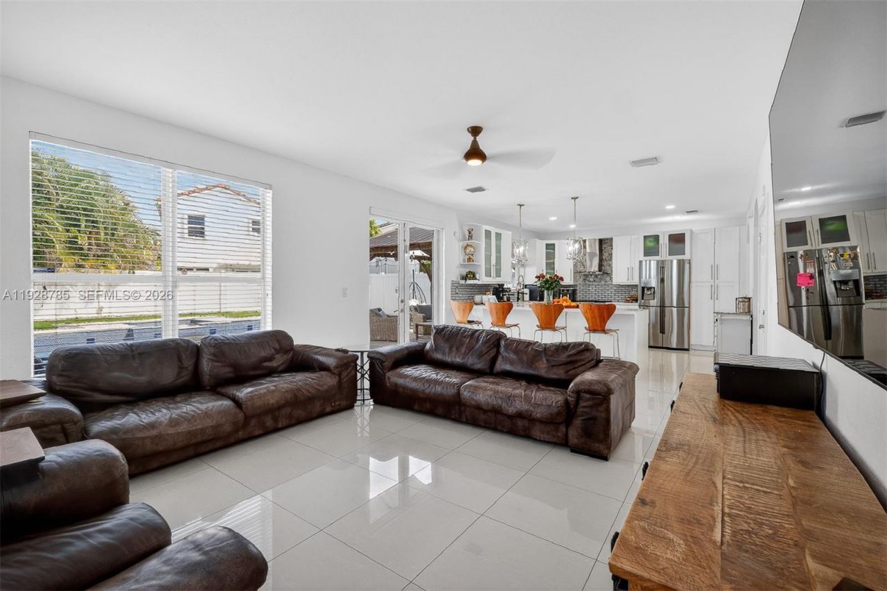 9443 SW 170th Path, Miami, FL 33196 Photo