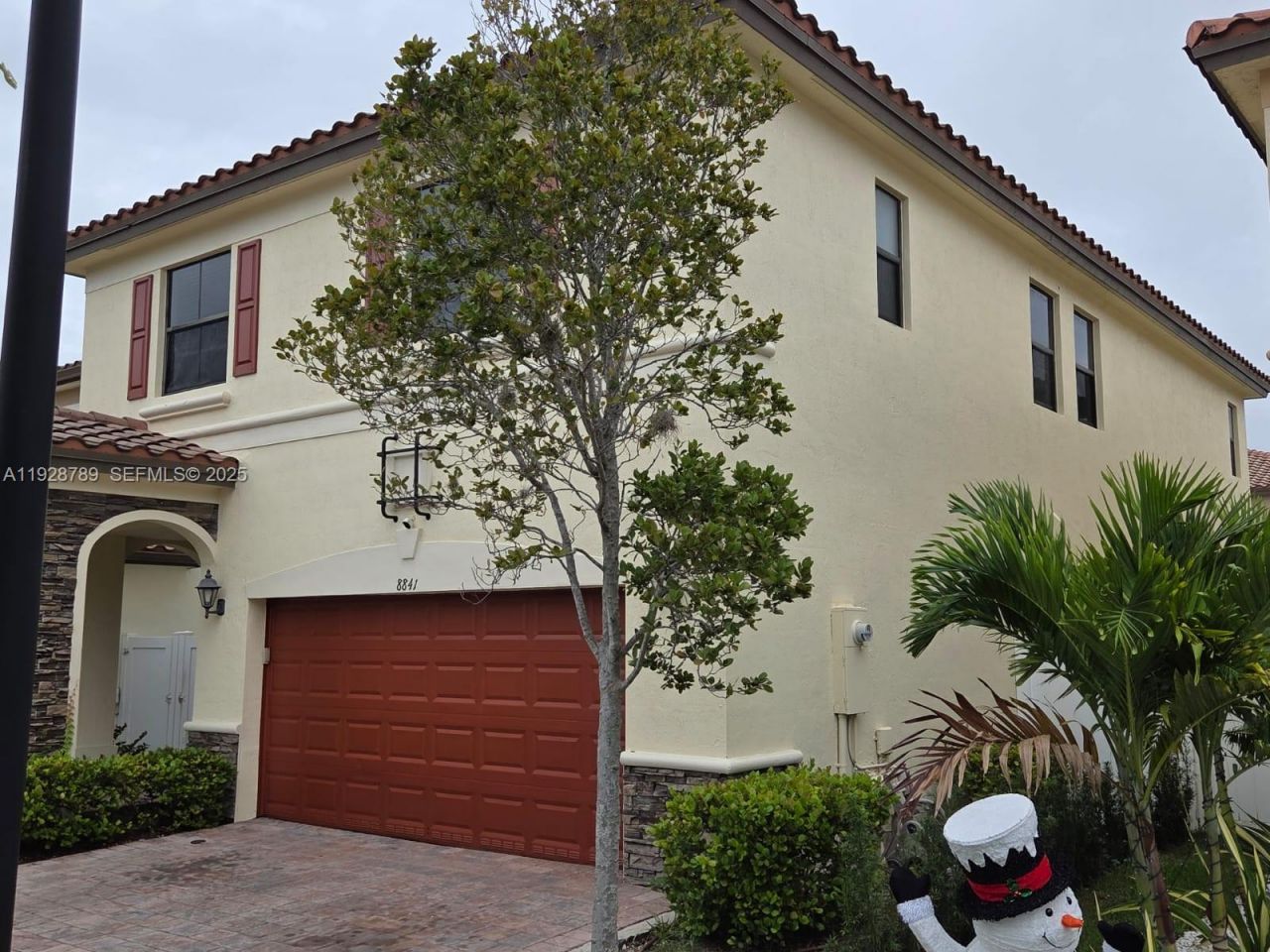 8841 W 34th Ct, Hialeah, FL 33018 Photo