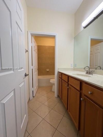 8841 W 34th Ct, Hialeah, FL 33018 Photo