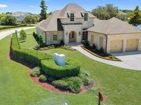 2 HARBOUR TOWN Court, New Orleans, LA 70131