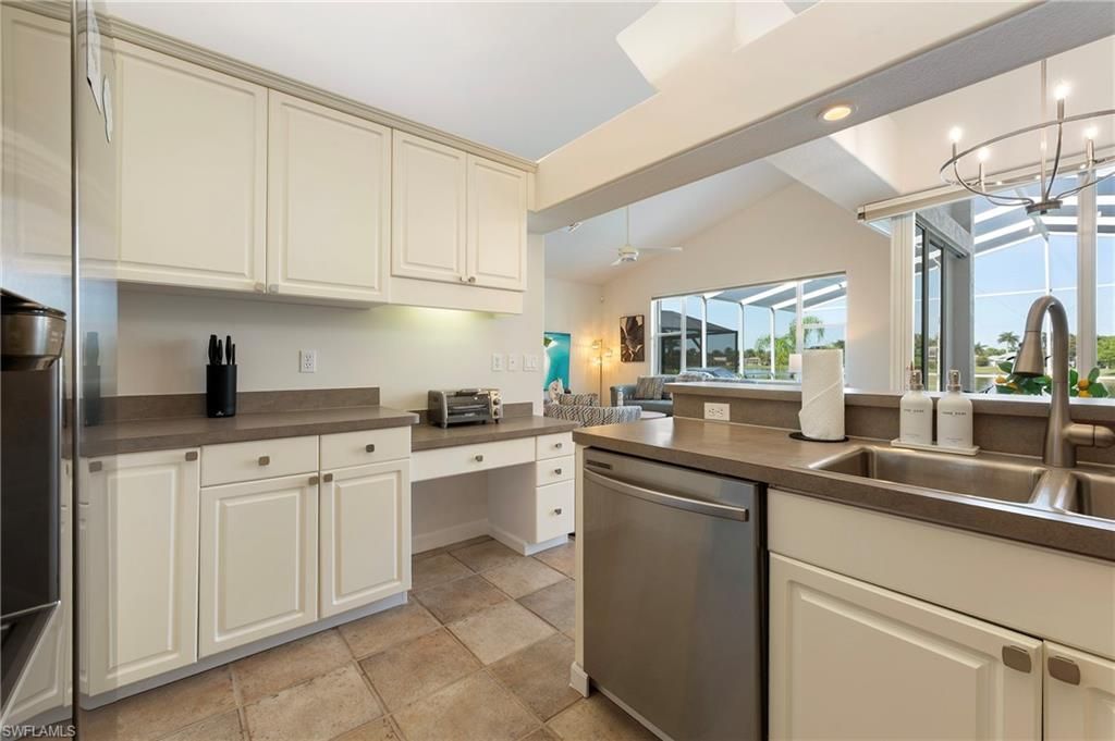 1526 Vintage Ln, Naples, FL 34104 Photo
