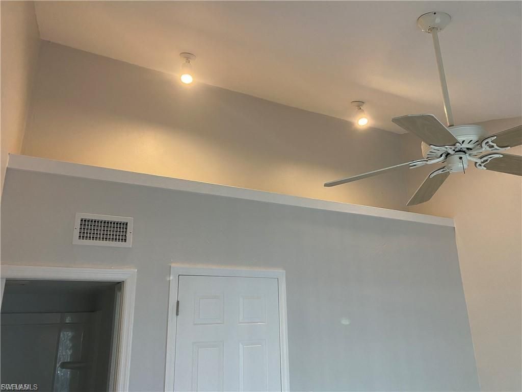 13500 Siesta Pines Ct, Unit 303, Fort Myers, FL 33908 Photo