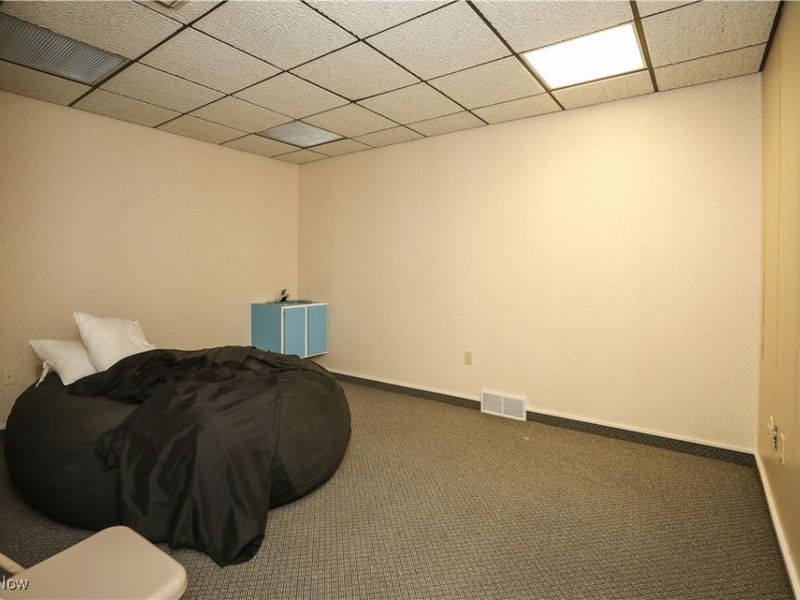 263 W Main Street, Ravenna, OH 44266 Photo 21