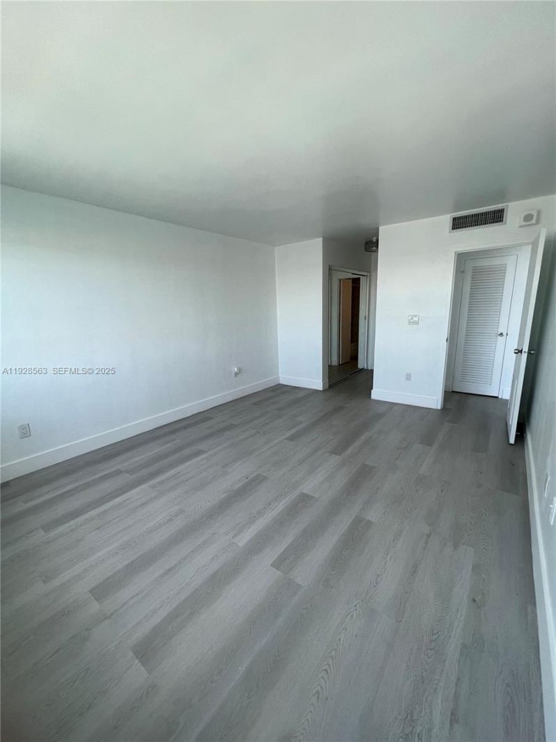 1865 79th St Cswy, Unit 12I, North Bay Village, FL 33141 Photo