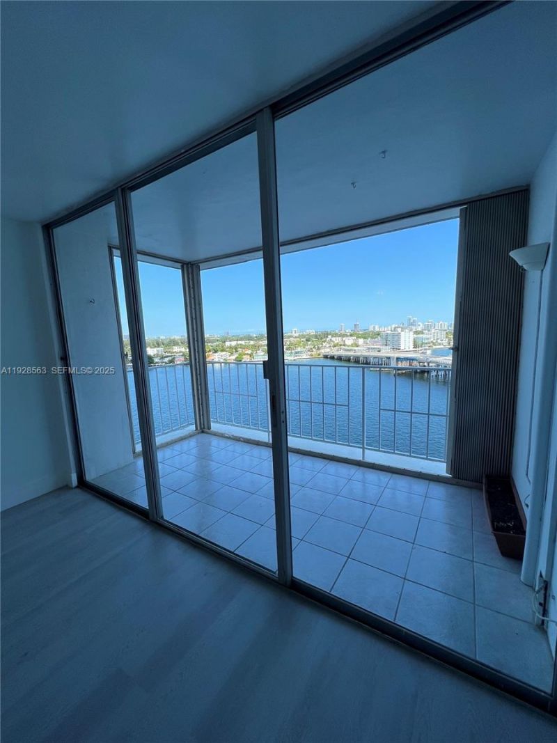 1865 79th St Cswy, Unit 12I, North Bay Village, FL 33141 Photo