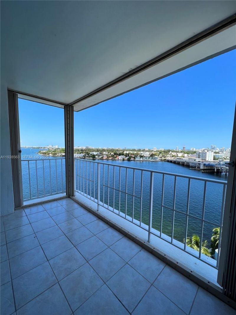 1865 79th St Cswy, Unit 12I, North Bay Village, FL 33141 Photo