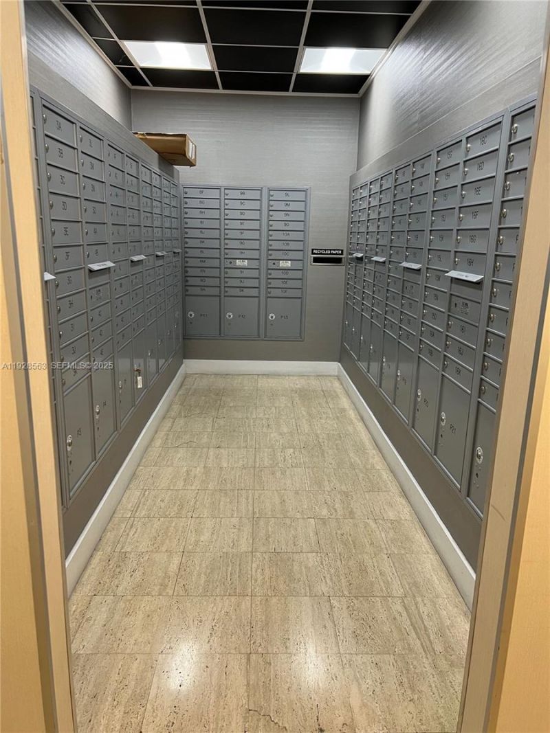 1865 79th St Cswy, Unit 12I, North Bay Village, FL 33141 Photo