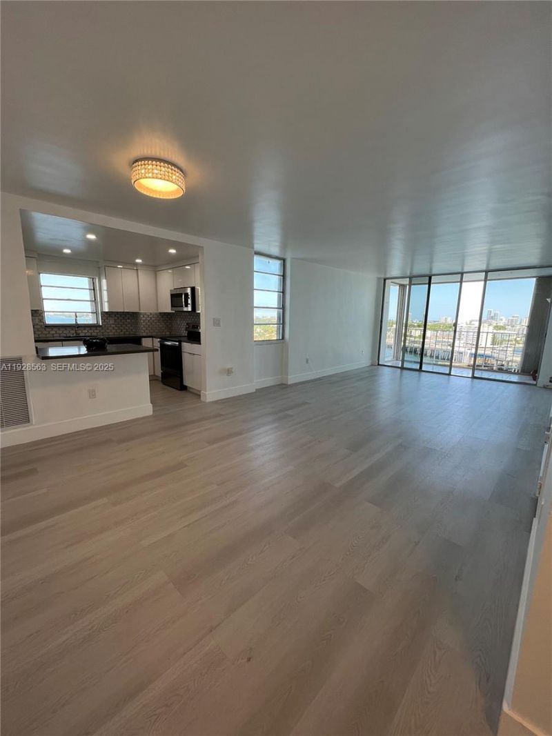 1865 79th St Cswy, Unit 12I, North Bay Village, FL 33141 Photo