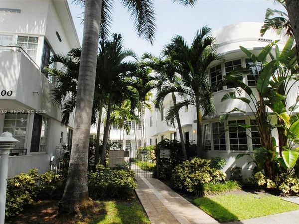 1000 Meridian Ave, Unit 23, Miami Beach, FL 33139