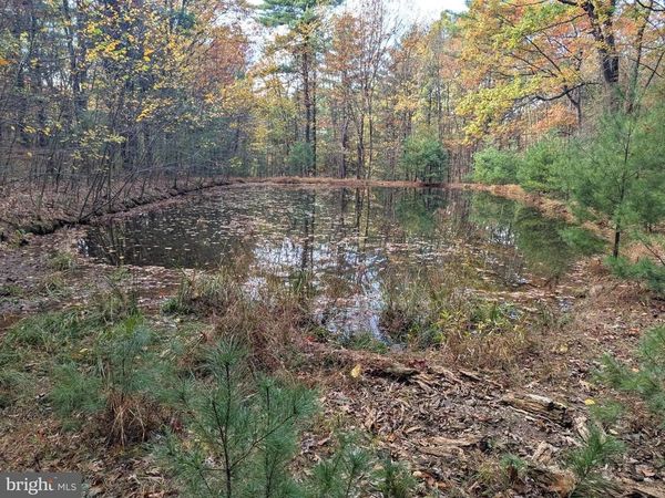 7 COMMUNITY POND DRIVE, CATAWISSA, PA 17820