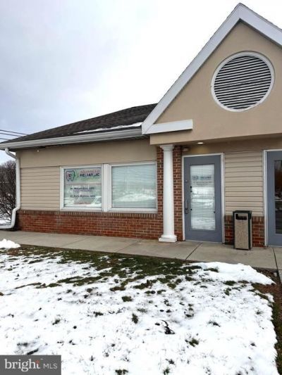 2151 Linglestown Road, Harrisburg, PA 17110 Main Photo