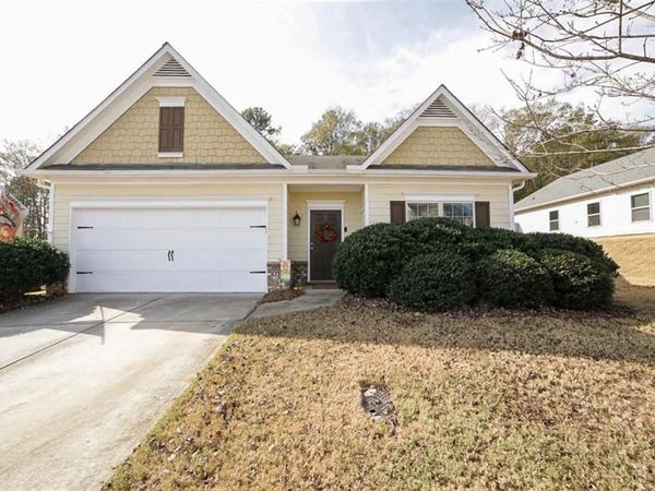 1048 Sutherland Drive, Winder, GA 30680