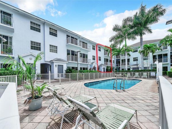 2725 NE 8 Avenue, Unit 113, Wilton Manors, FL 33334