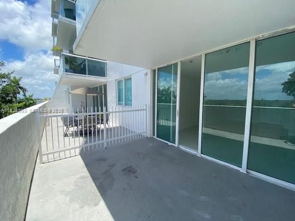 1861 NW S River Dr, Unit 702, Miami, FL 33125
