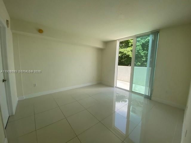1861 NW S River Dr, Unit 702, Miami, FL 33125 Photo
