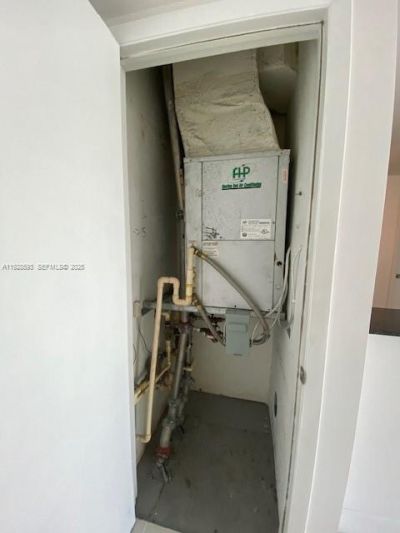 1861 NW S River Dr, Unit 702, Miami, FL 33125 Photo