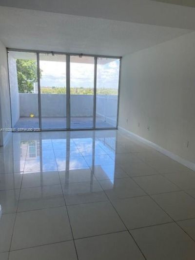 1861 NW S River Dr, Unit 702, Miami, FL 33125 Photo
