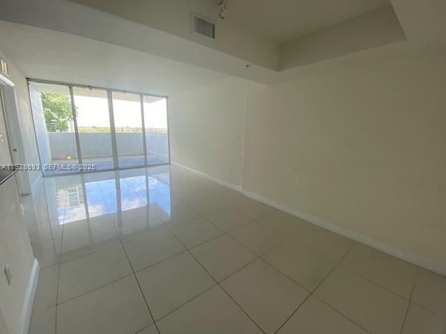 1861 NW S River Dr, Unit 702, Miami, FL 33125 Photo