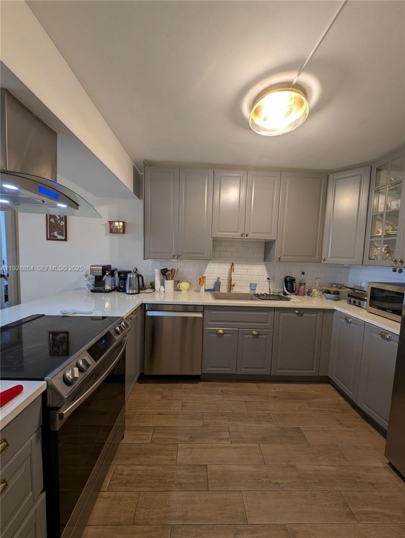 1200 NE Miami Gardens Dr, Unit 708W, Miami, FL 33179 Photo