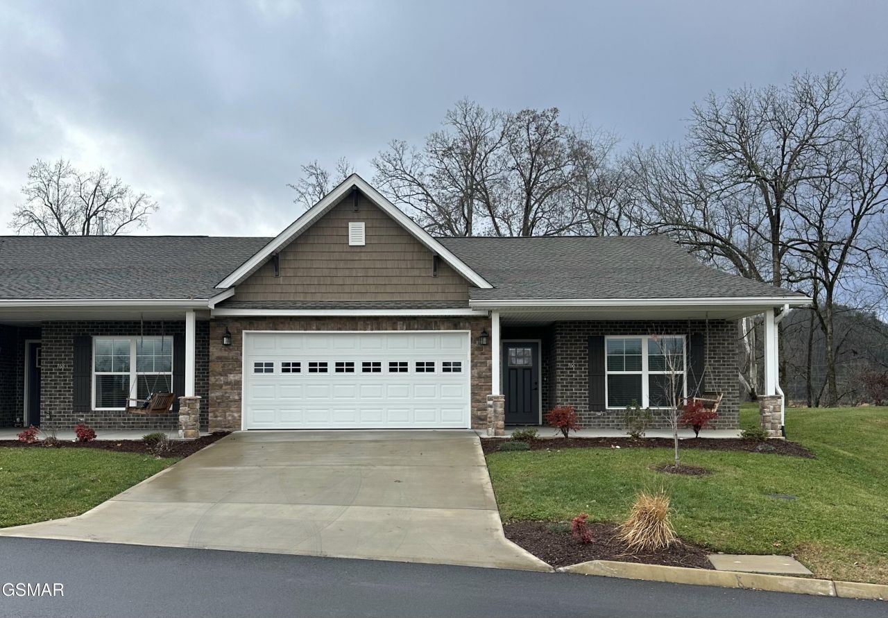 766 Snowflower Circle Pigeon Forge, TN 37863
