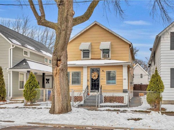 6016 Madison Avenue, Cleveland, OH 44102