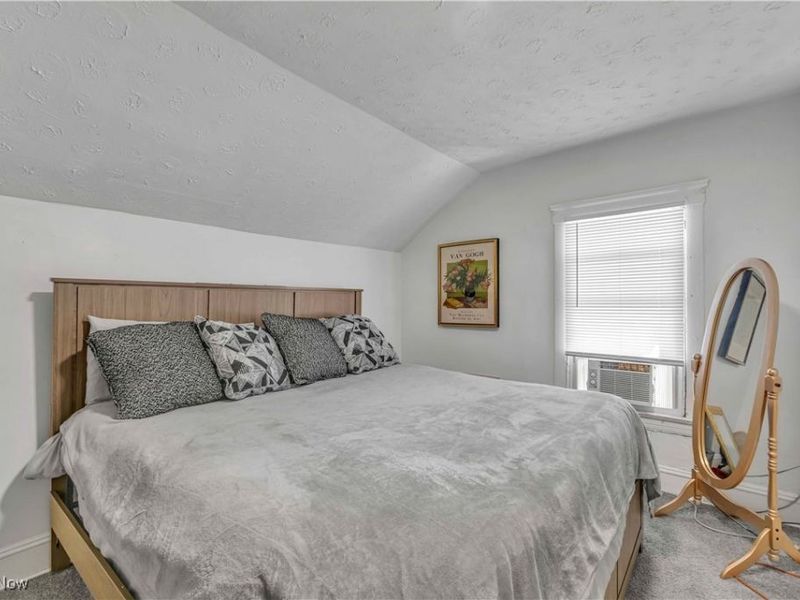 6016 Madison Avenue, Cleveland, OH 44102 Photo 10