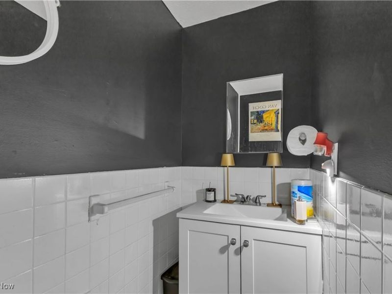 6016 Madison Avenue, Cleveland, OH 44102 Photo 19