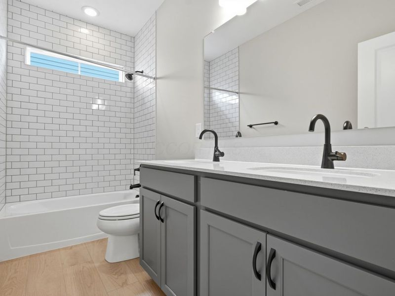 4541 Corsican Loop E, Hilliard, OH 43026 Photo 9