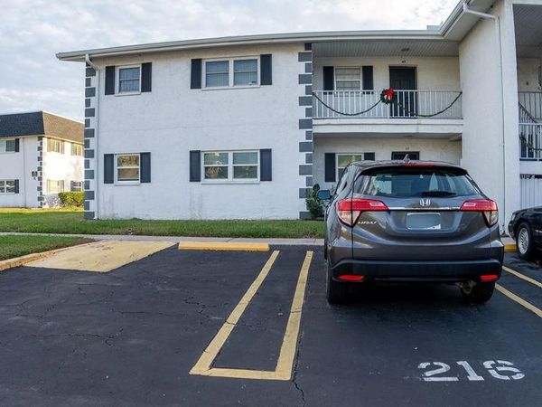 304 46TH AVENUE TERRACE W, Unit 216, BRADENTON, FL 34207