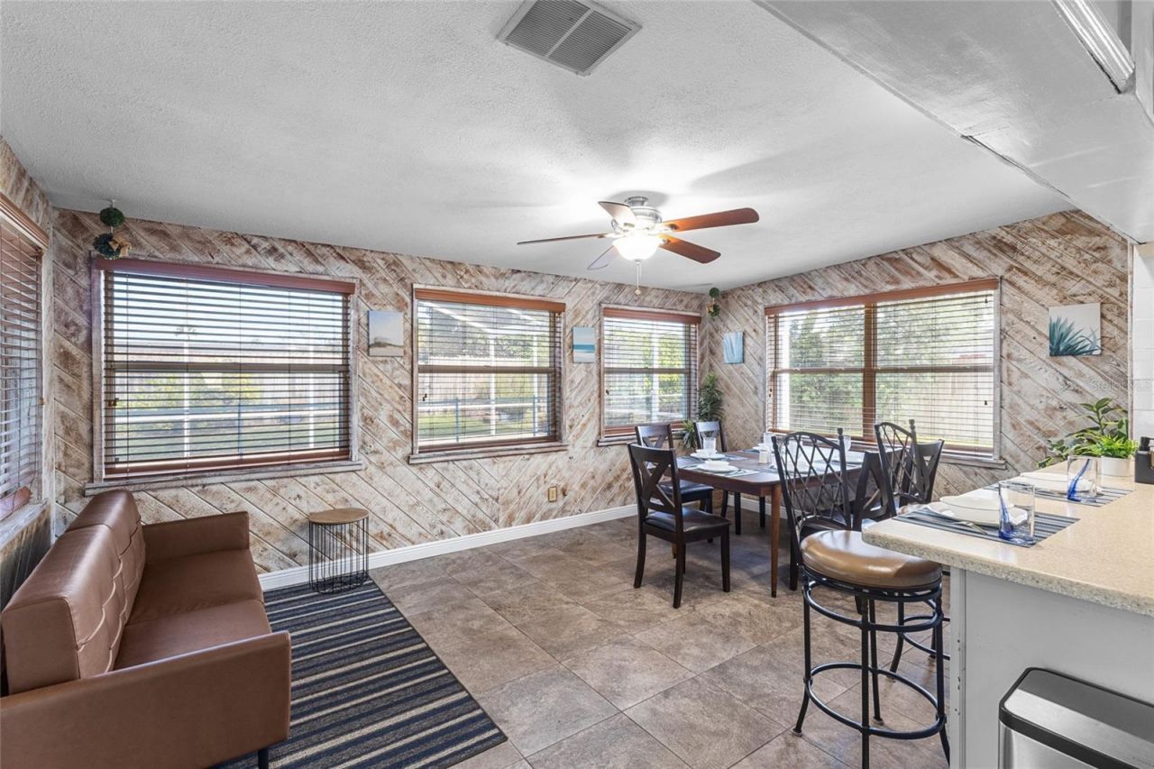 2307 N Wellesley Drive, Bradenton, FL 34207 Photo