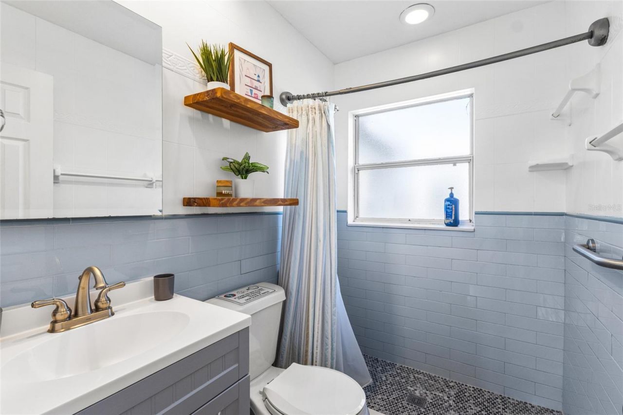 2307 N Wellesley Drive, Bradenton, FL 34207 Photo