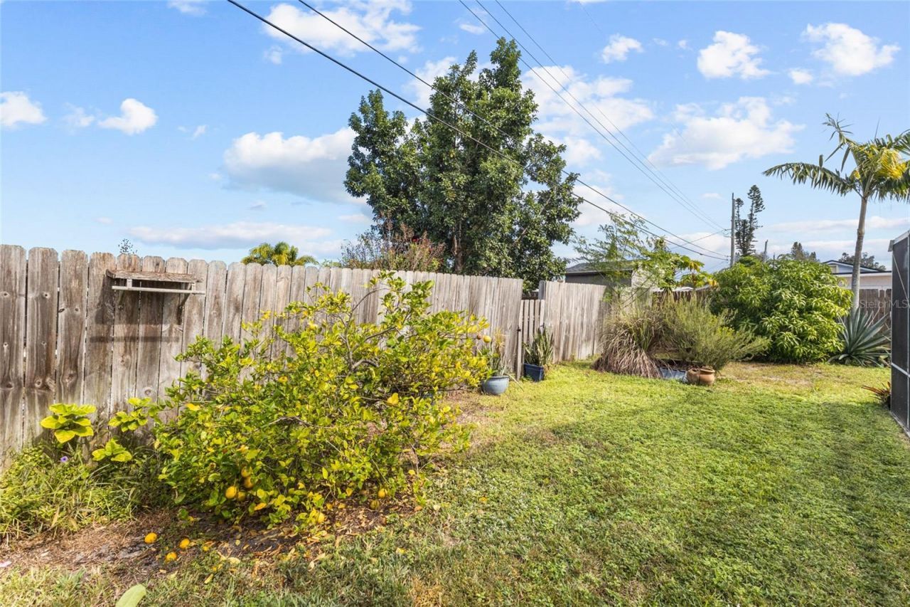 2307 N Wellesley Drive, Bradenton, FL 34207 Photo