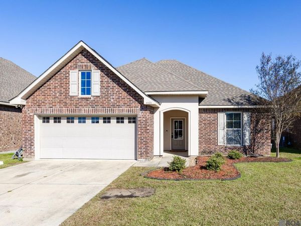 4434 Olivia, Addis, LA 70710