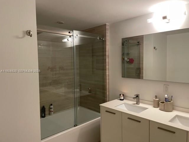 1300 Brickell Bay Dr, Unit 1100, Miami, FL 33131 Photo