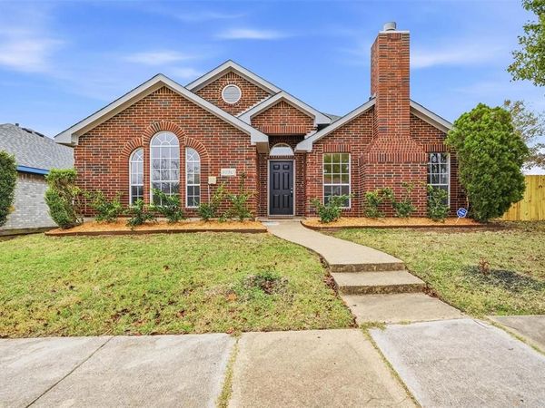 1050 Kim Lane, Mesquite, TX 75149