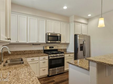 962 W End Street, Carson City, NV 89701 Photo