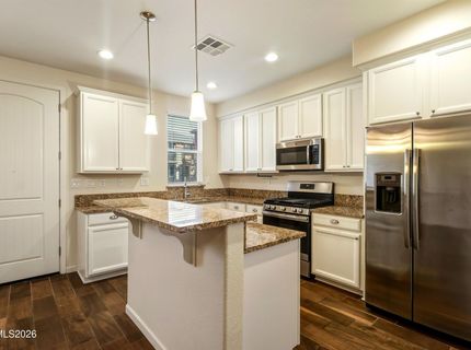 962 W End Street, Carson City, NV 89701 Photo