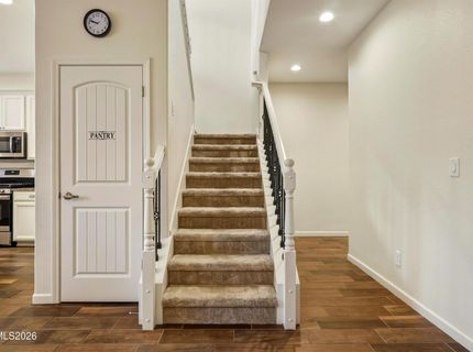 962 W End Street, Carson City, NV 89701 Photo