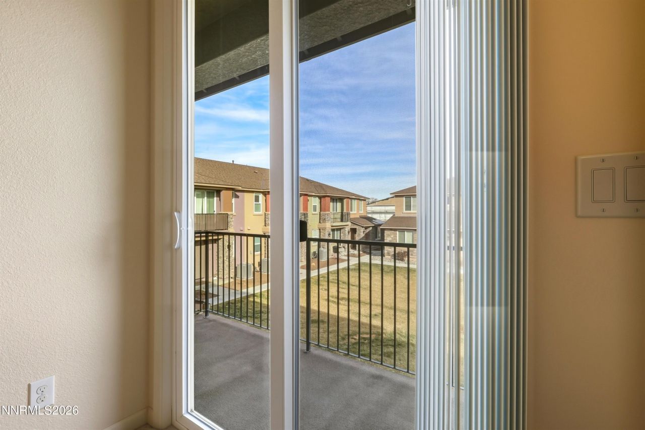 962 W End Street, Carson City, NV 89701 Photo