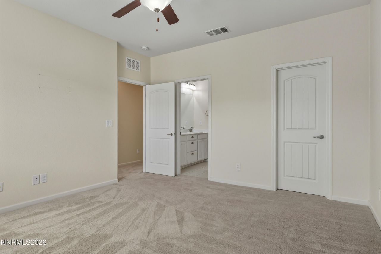 962 W End Street, Carson City, NV 89701 Photo