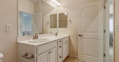 962 W End Street, Carson City, NV 89701 Photo