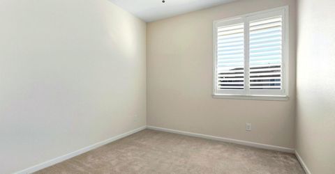 962 W End Street, Carson City, NV 89701 Photo