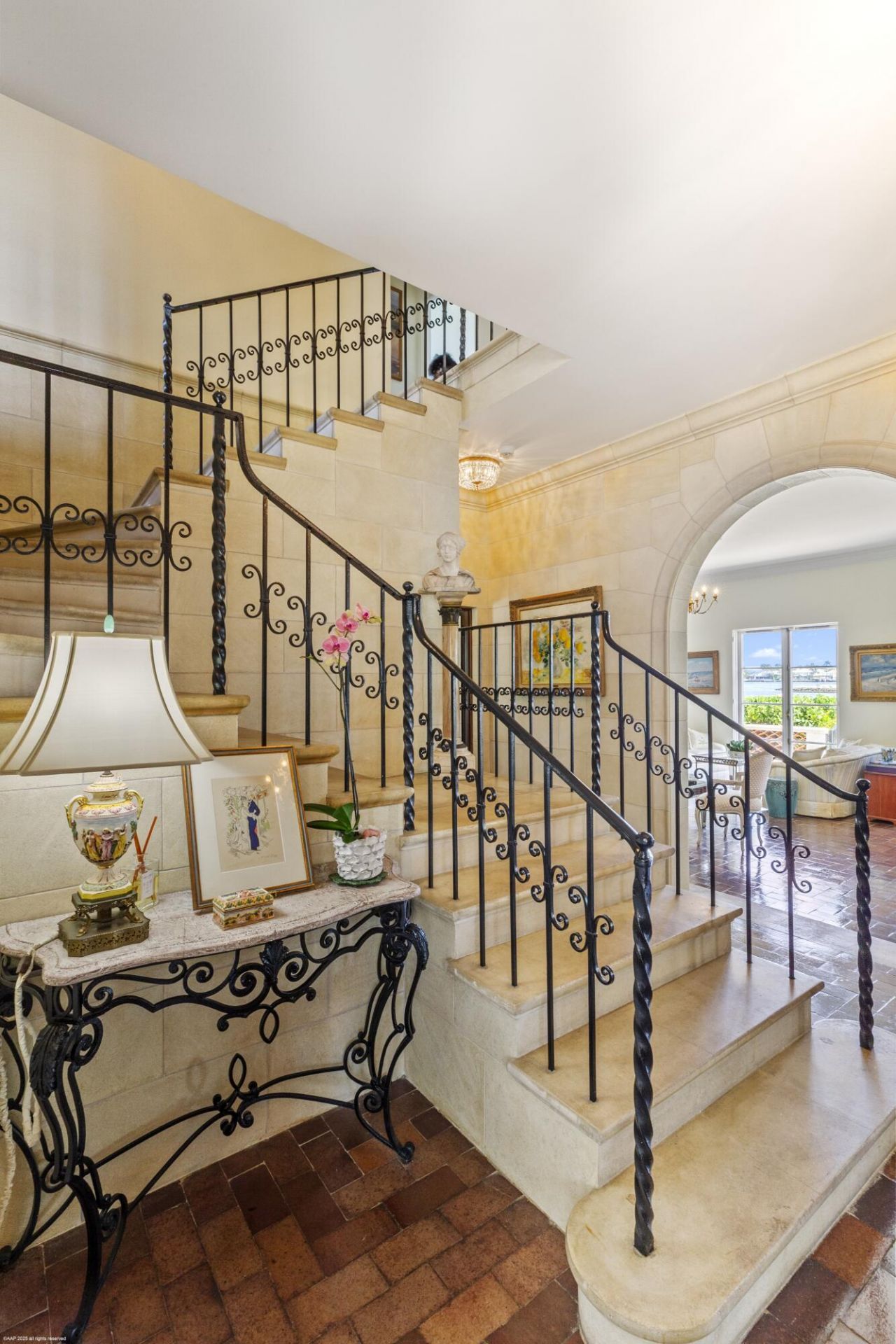 245 Valencia Road, West Palm Beach, FL 33401 Photo