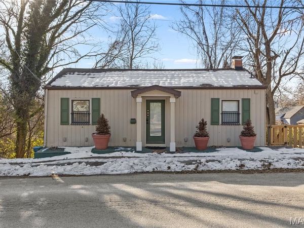 908 State Street, Alton, IL 62002