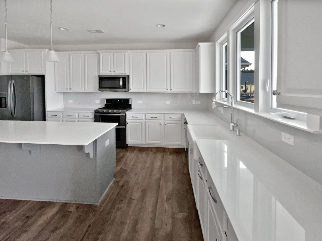 1016 Swamp Harrier Avenue Photo 13