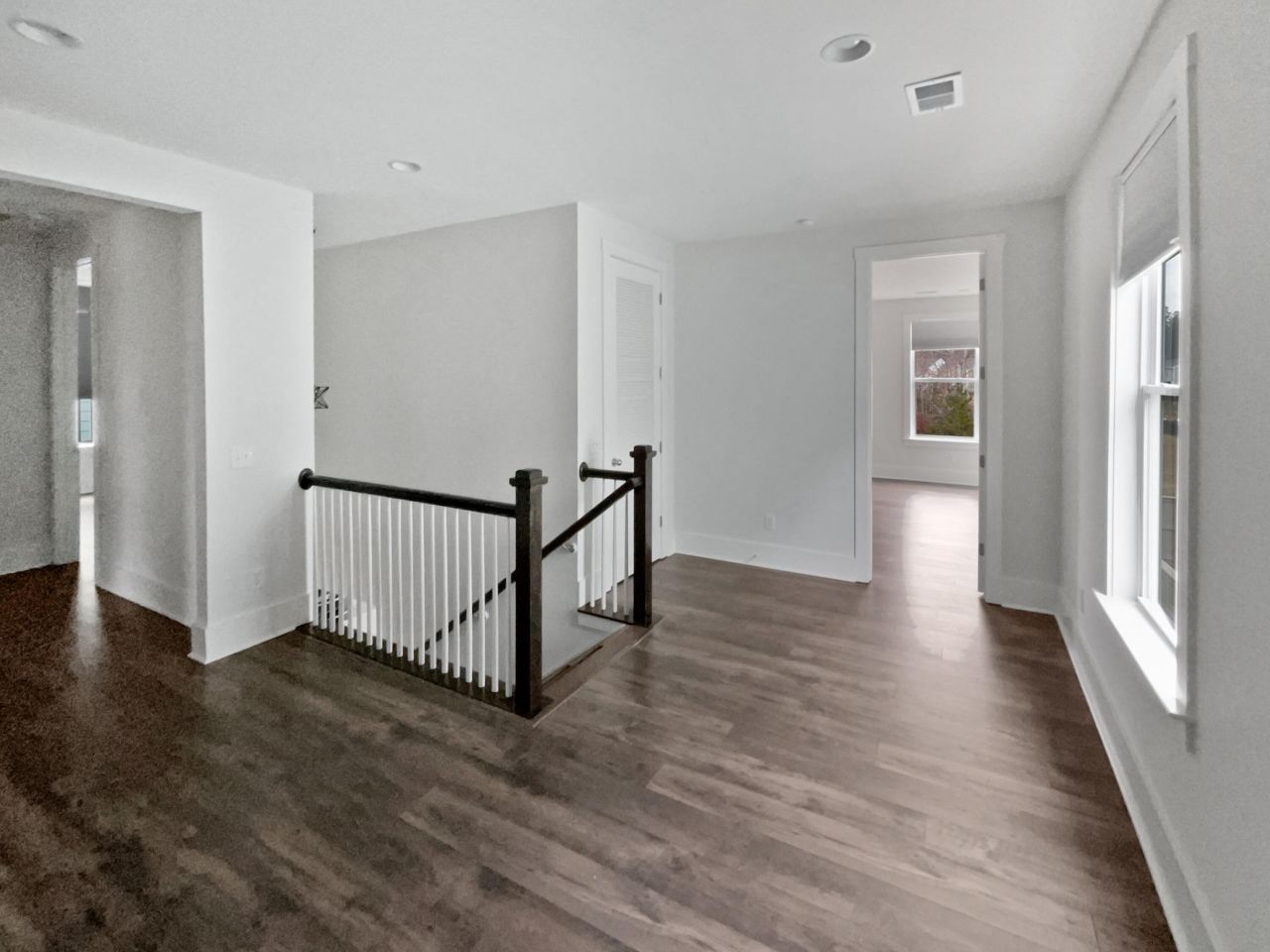 1016 Swamp Harrier Avenue Photo 17