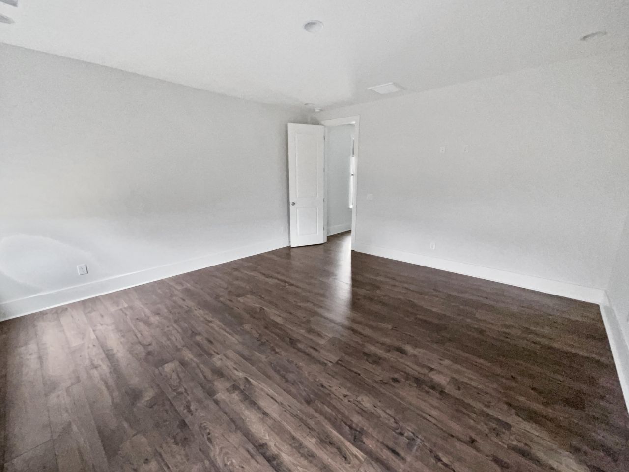 1016 Swamp Harrier Avenue Photo 4