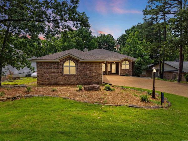 116 Fairway Drive, Fairfield Bay, AR 72088
